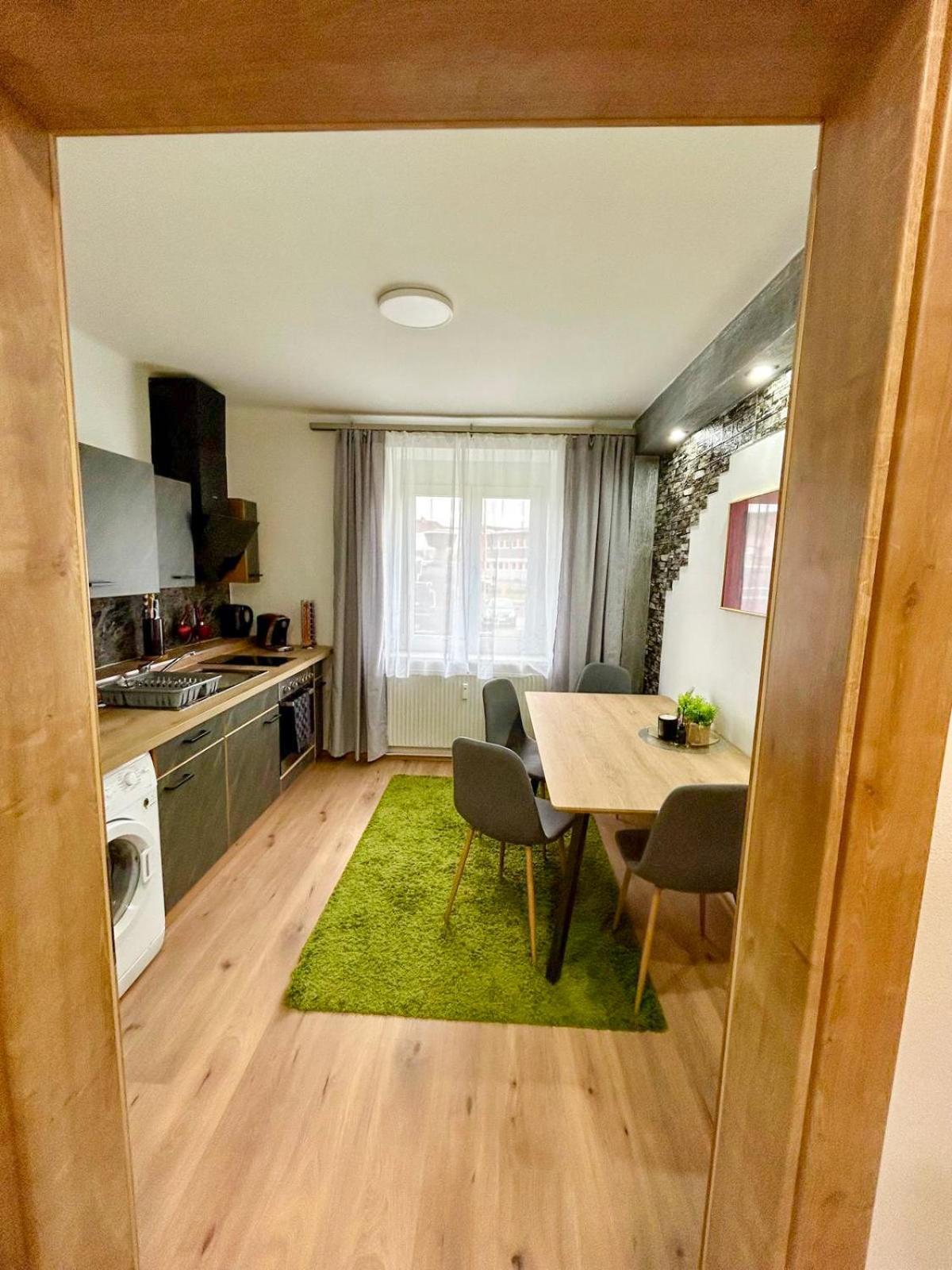 Moderne Ferienwohnung Felbbauer #30 Книттельфельд Экстерьер фото